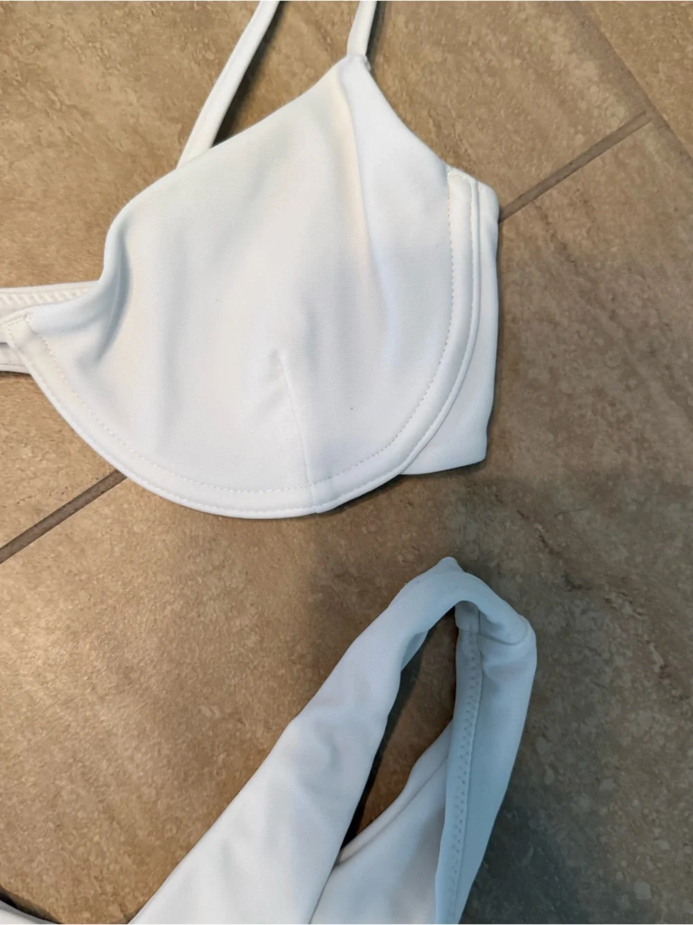 Lover & Friends white bikini - Picture 2 of 3